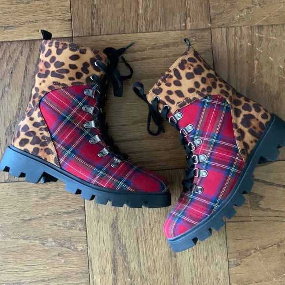 Lust For Life Freedom Combat Boots Plaid & Leopard Dr Martens Style Lug Booties - Picture 1 of 5